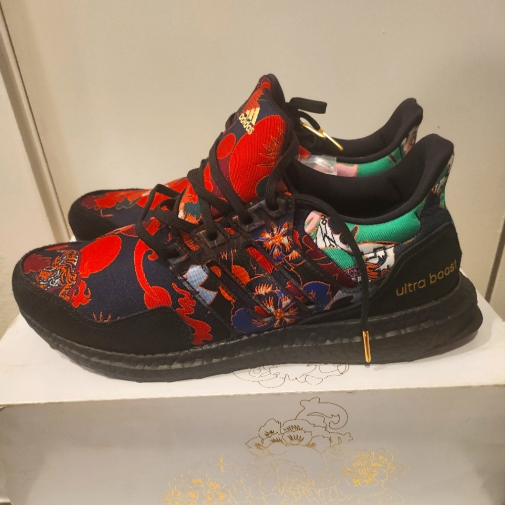 Adidas UltraBoost DNA 'floral' Men's Size 9.5